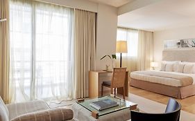 Daios Luxury Living